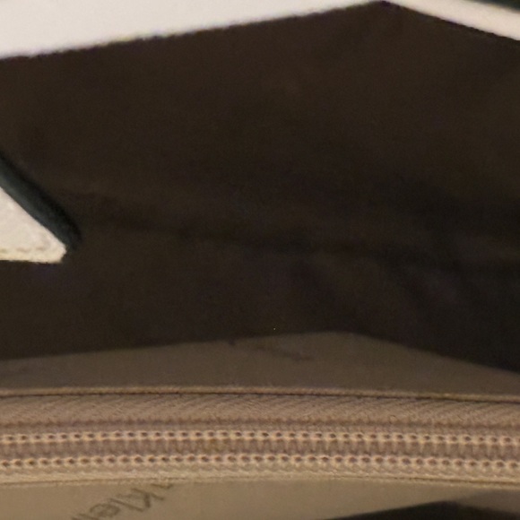 Calvin Klein Shoulder Cream Floral Tote Bag Tassel tag - Picture 7 of 11